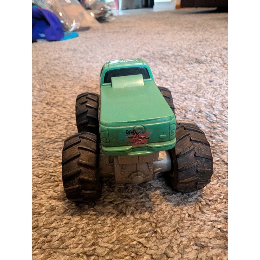 Hot Wheels Green Monster Truck Tuff E Nuff Mattel 2001 89853 Rislone Racing